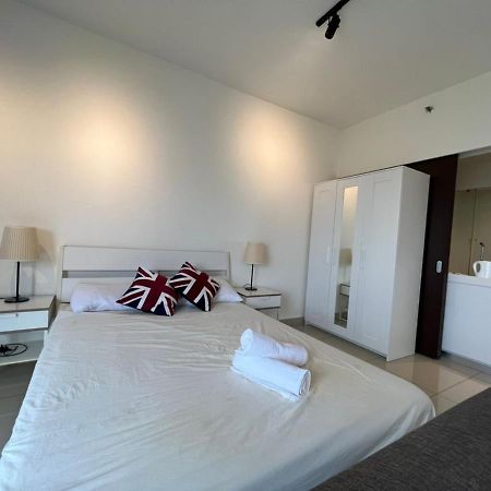 Francesco Suite - Trefoil Setia Alam-Near Setia City Mall & Setia Convention Centre Exterior photo
